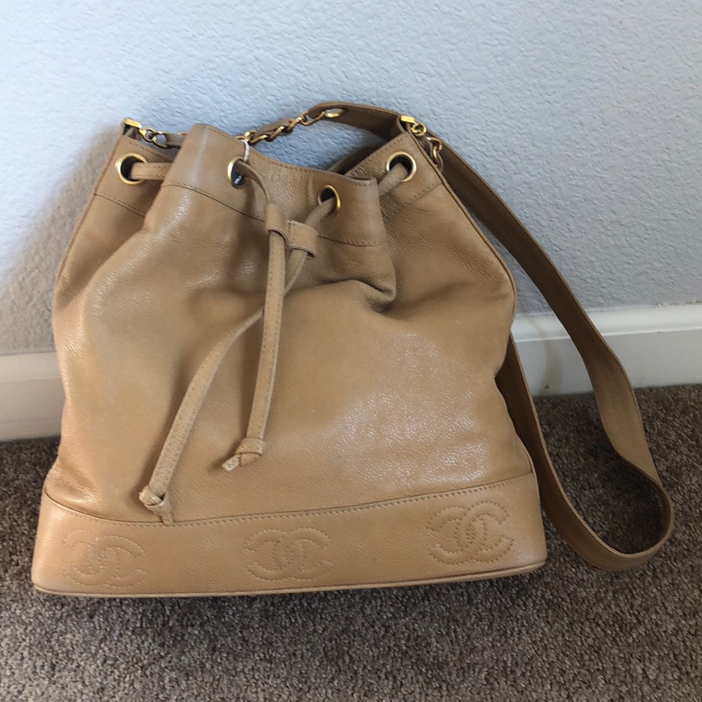 Chanel authentic vintage tan caviar leather bag
